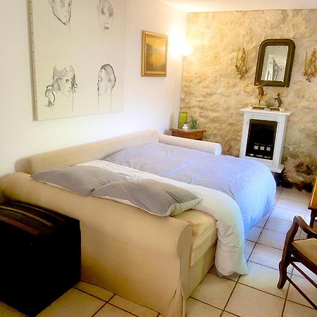 Maison De Charme D'Ile De France Chaumontel Esterno foto